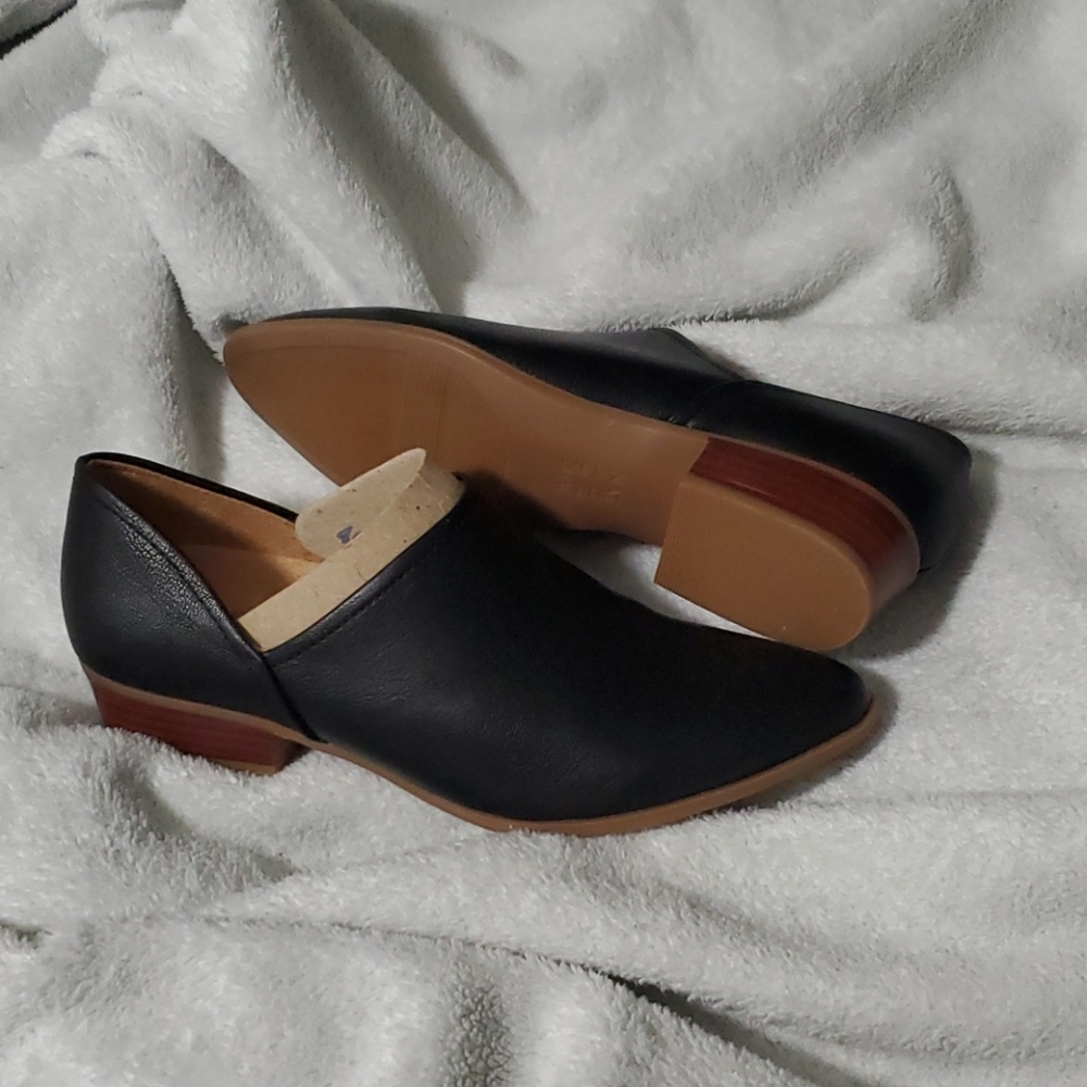 Small heel shoe